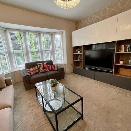 בורנמות' Modern 2 Bed Flat W Parking, Dog Friendly, Central מראה חיצוני תמונה