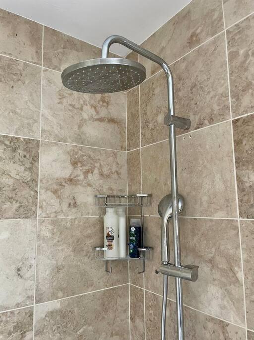 בורנמות' Modern 2 Bed Flat W Parking, Dog Friendly, Central מראה חיצוני תמונה